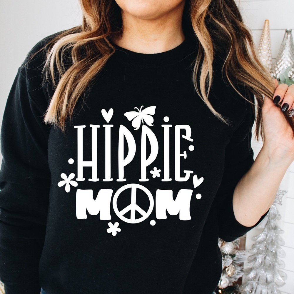Graphic Design “Hippie Mom” Crew Neck Long Sleeve Sweatshirt